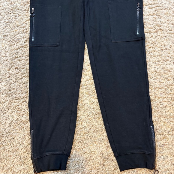 WHBM The Jogger Knit Cargo Pants, Zip Pockets, Zip Ankles, Women's XS - Picture 2 of 11